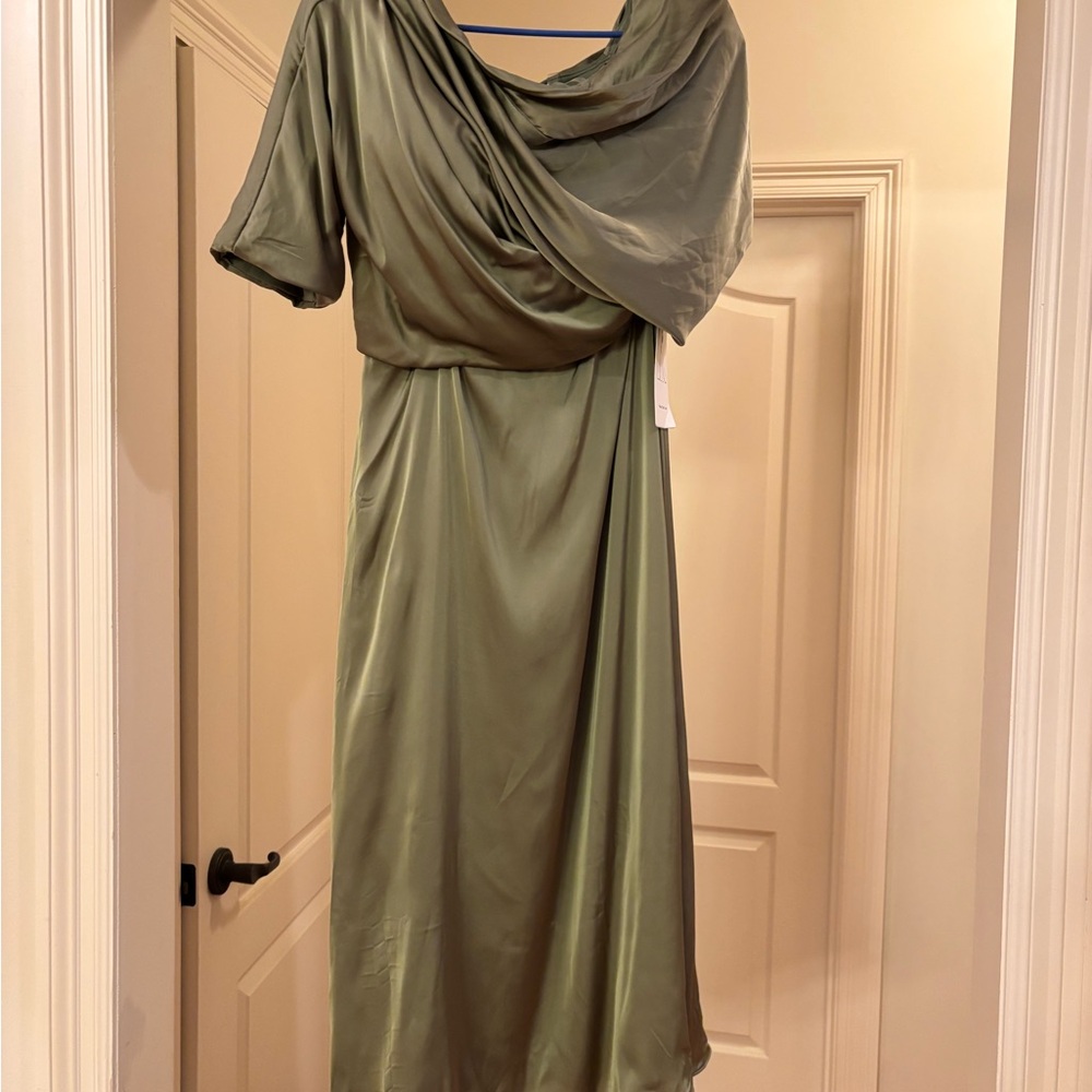 Elegant Green Women's Dress